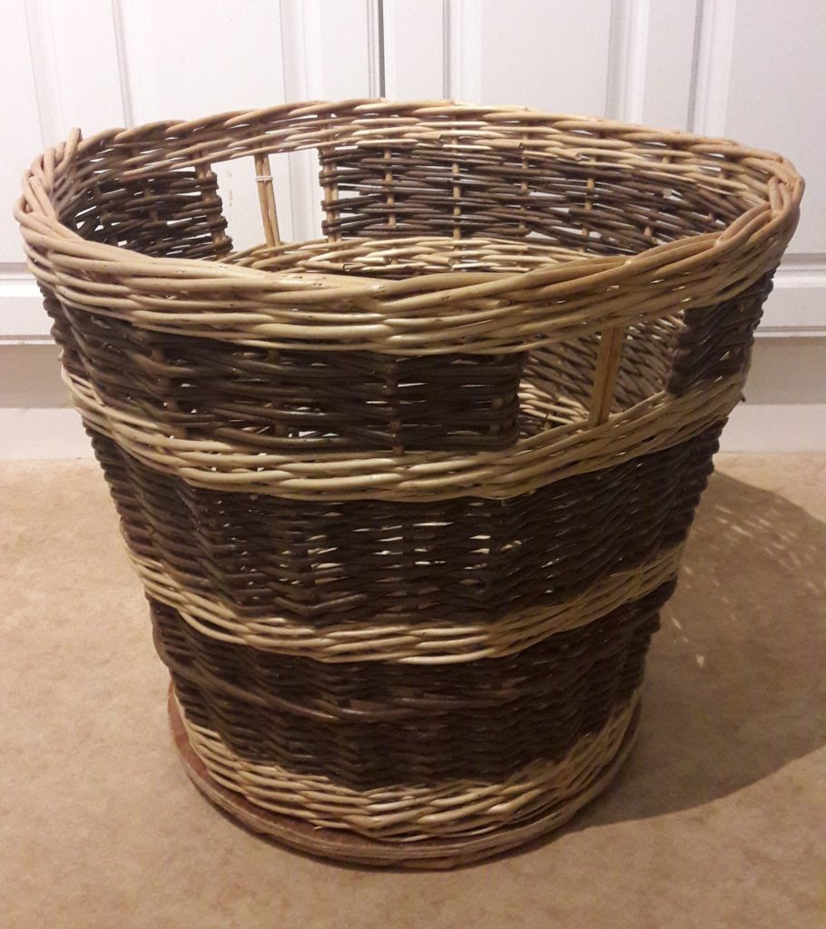 Log Basket with Wooden Base Course (2 sessions) Discover Frome