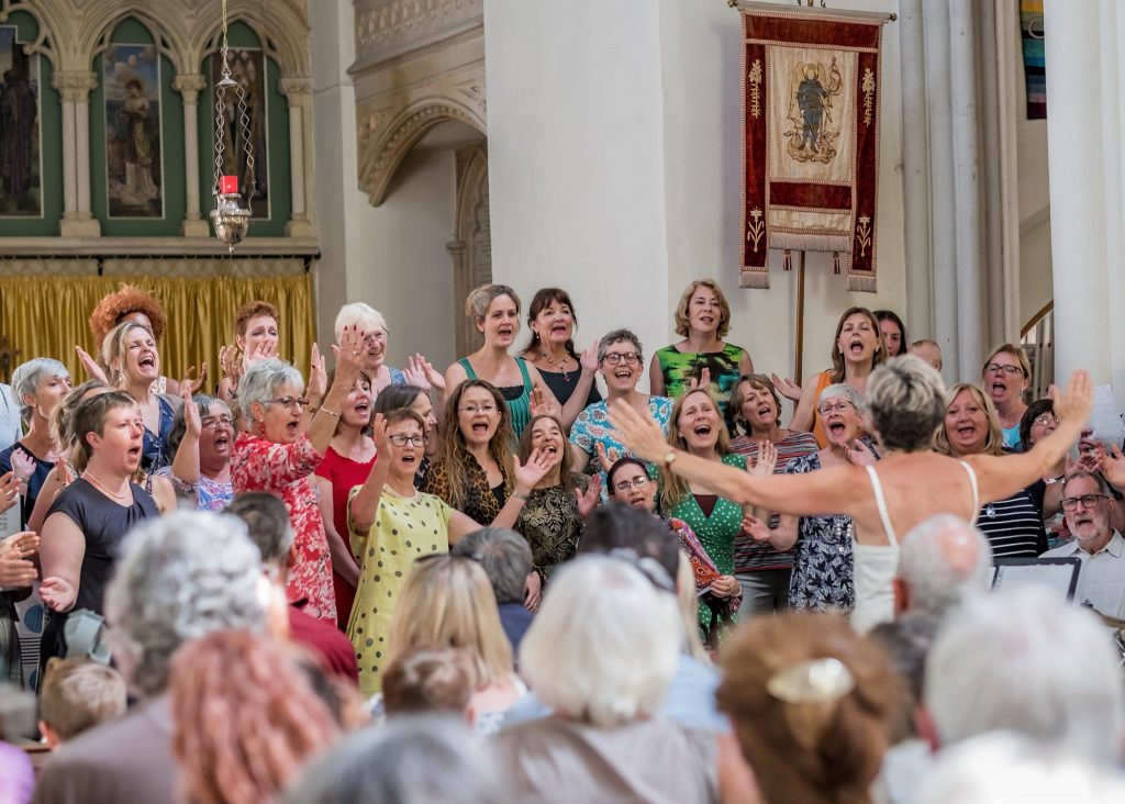 Jackdaws Songbirds choir in concert