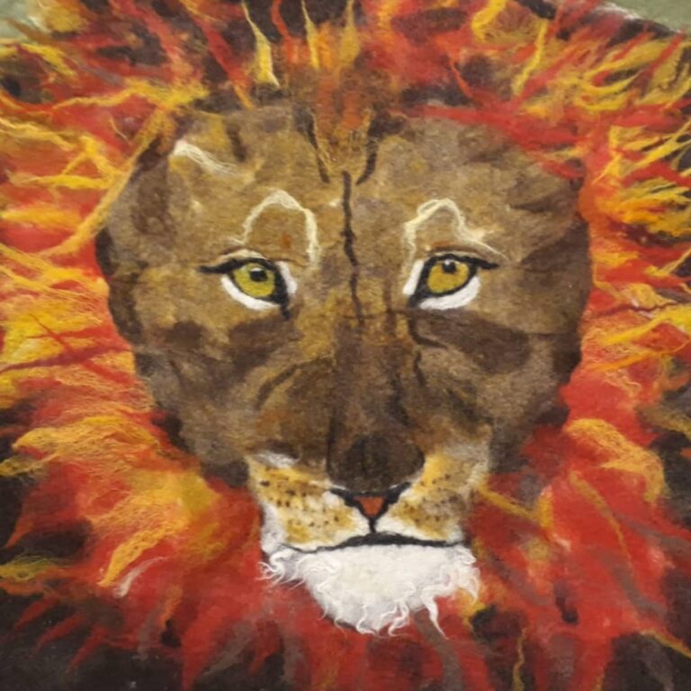 Felt lion face picture by Bessie Bidder