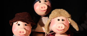 The three billy pigs puppets