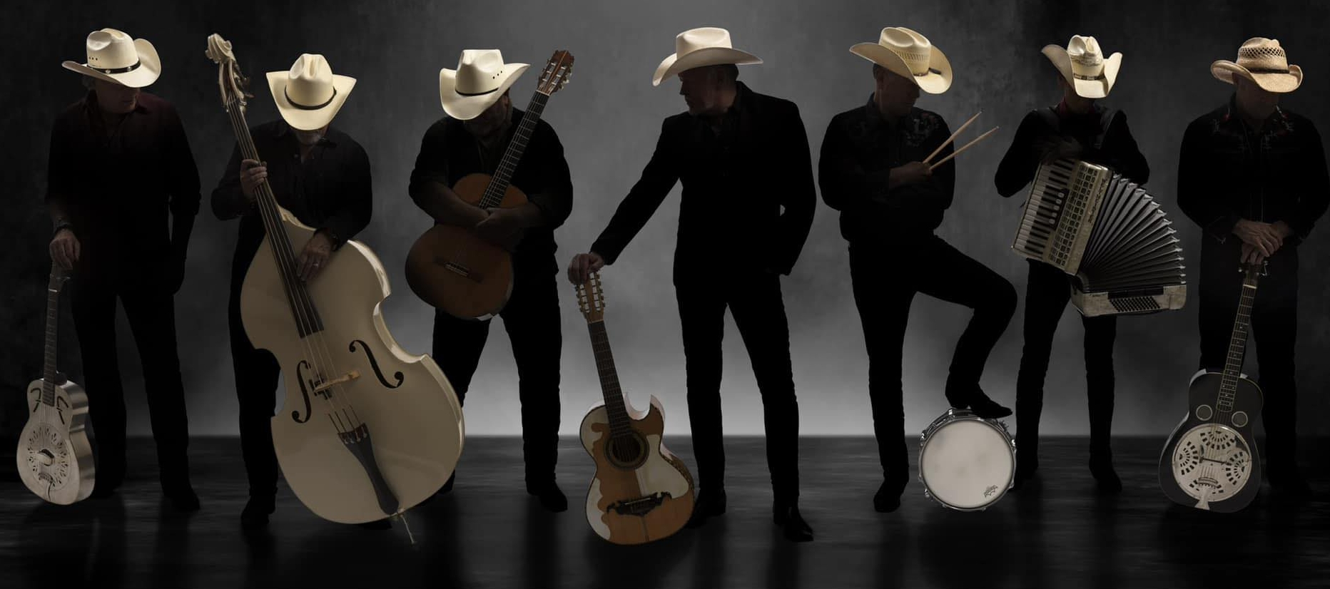 Los Pacaminos ft. Paul Young