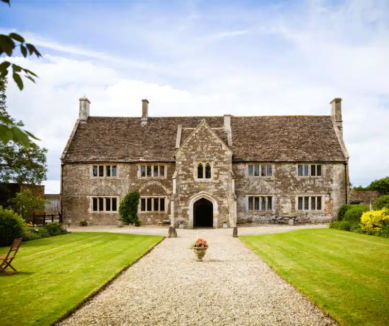 image Seymours Court