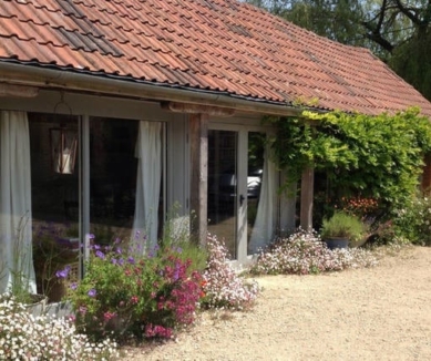 image Reeves Barn